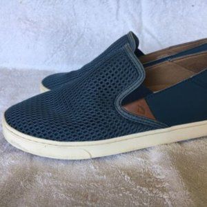 Women's Shoes 9.5, Okulai Pehuea slip-on sneaker